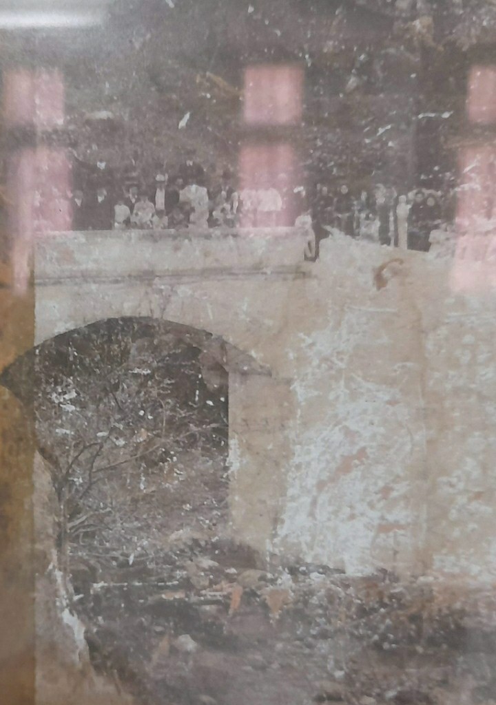  post thumbnail image